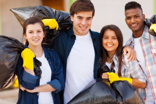 Recycling materials from demolition waste